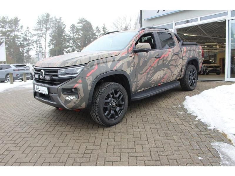 Gebraucht VW Amarok PanAmericana 241 PS (177 kW) 2024 Midnight black (metallic) Abholung