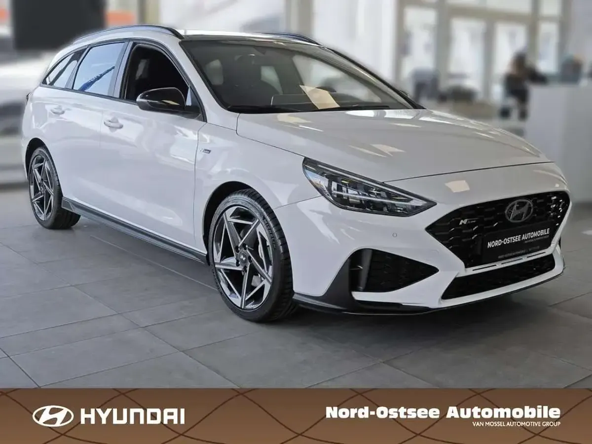 Gebraucht Hyundai i30 N Line 140 PS (102 kW) 2026 Weiß Kombi