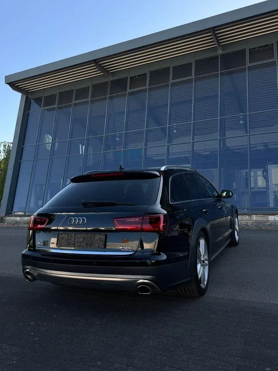 Gebraucht Audi A6 Allroad Ambiente 320 PS (235 kW) 2016 Schwarz Kombi