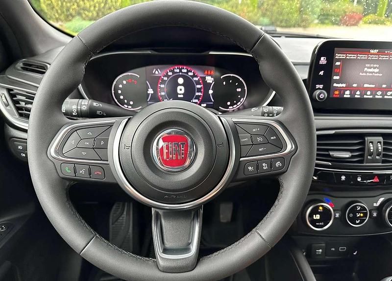 Gebraucht Fiat Tipo Sport 101 PS (74 kW) 2022 Grau Limousine