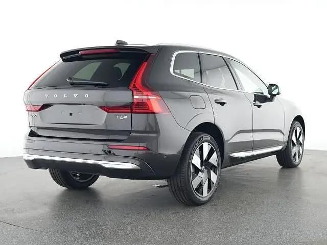 Gebraucht Volvo XC60 Plus 349 PS (256 kW) 2025 Grau SUV