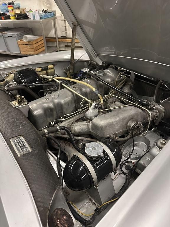 Gebraucht Mercedes SL280 170 PS (125 kW) 1970 Silber Cabrio