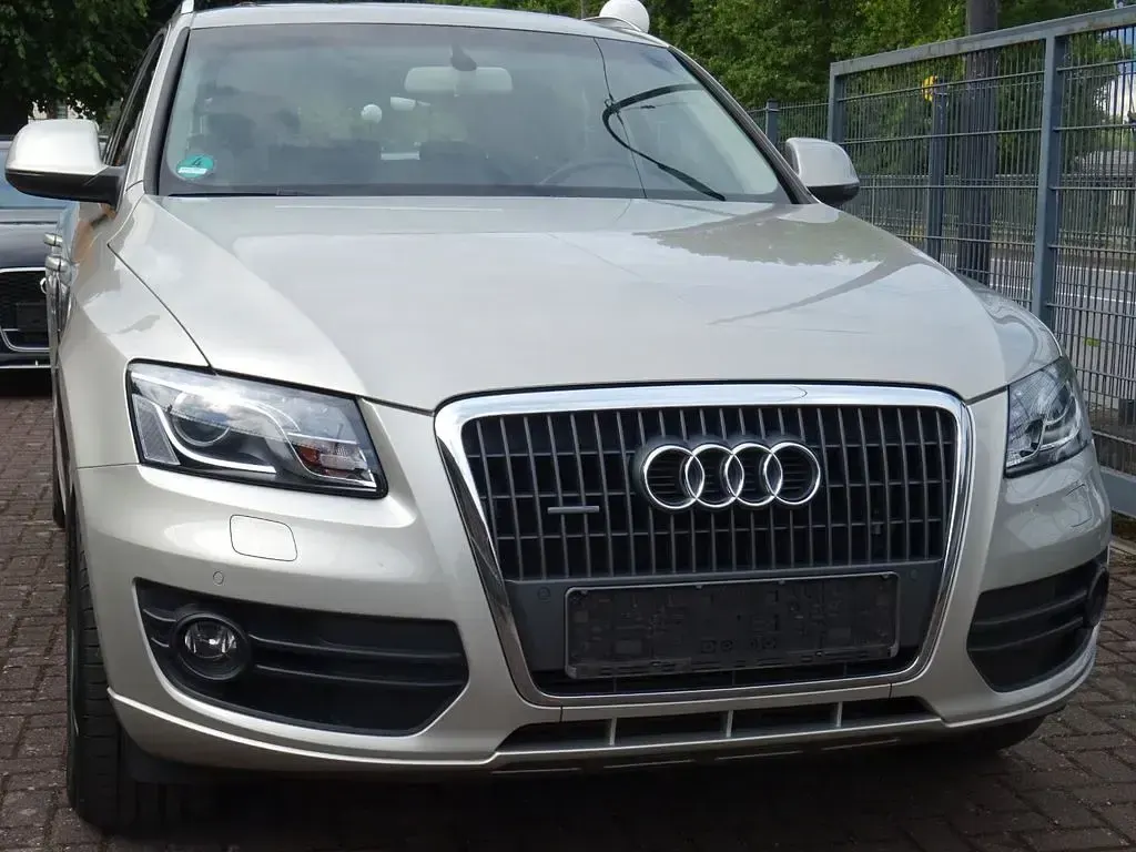 Gebraucht Audi Q5 143 PS (105 kW) 2012 Silber SUV