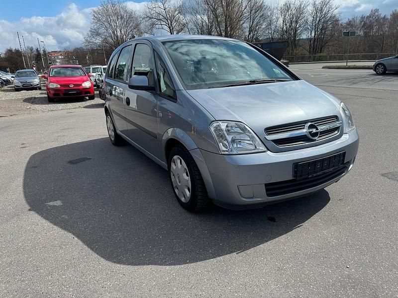 Gebraucht Opel Meriva 101 PS (74 kW) 2003 Silber Van / Kleinbus