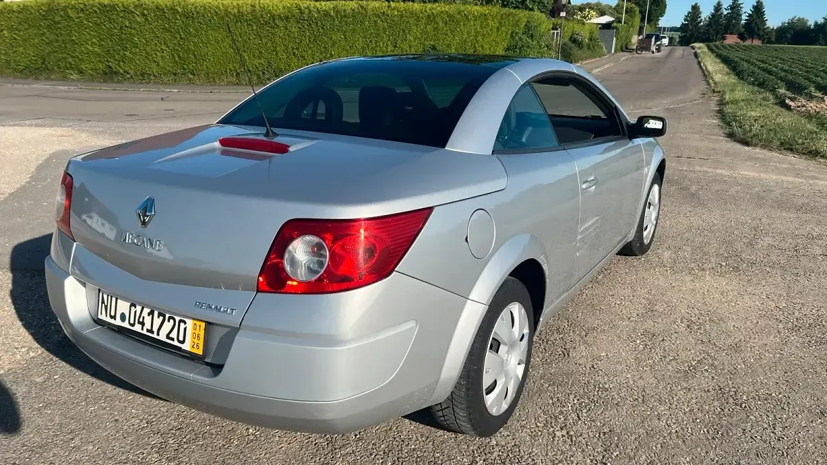Gebraucht Renault Mégane Cabriolet 134 PS (98 kW) 2006 Silber Cabrio