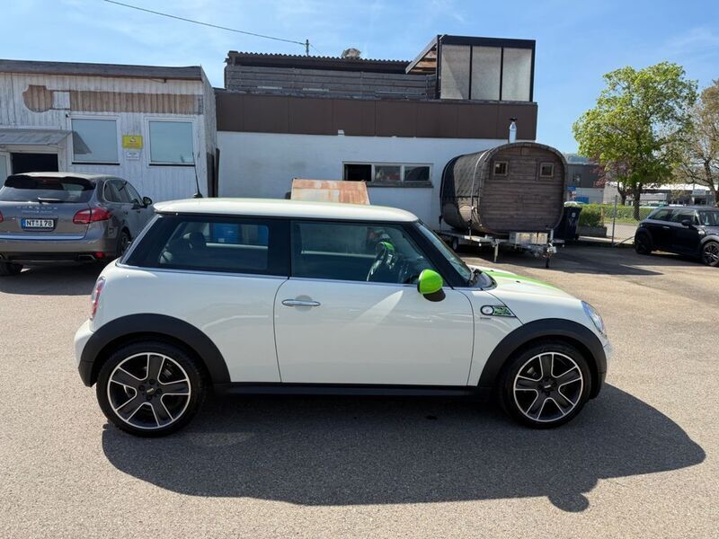 Gebraucht Mini ONE 75 PS (55 kW) 2010 Weiß Kleinwagen