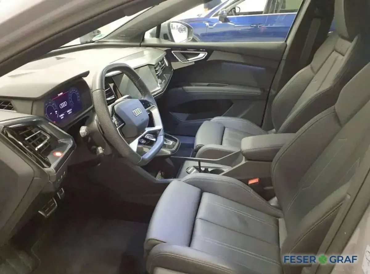 Gebraucht Audi Q4 e-tron S-Line 250 kW (340 PS) 2024 Kieselgrau SUV