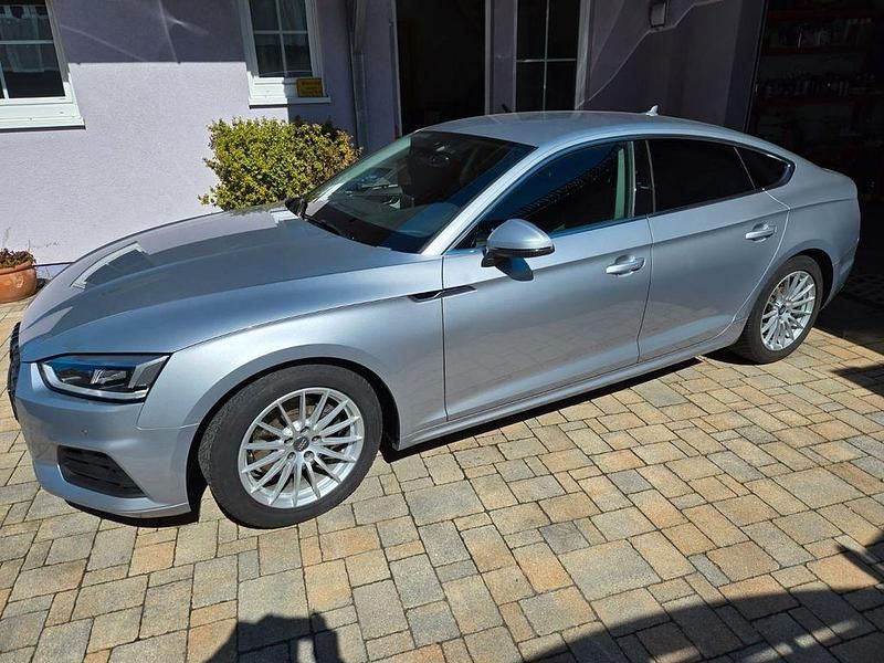 Silber Gebraucht 2020 Audi A5 Sportback Limousine | 20.900 € (Superpreis) - Bild 1/4