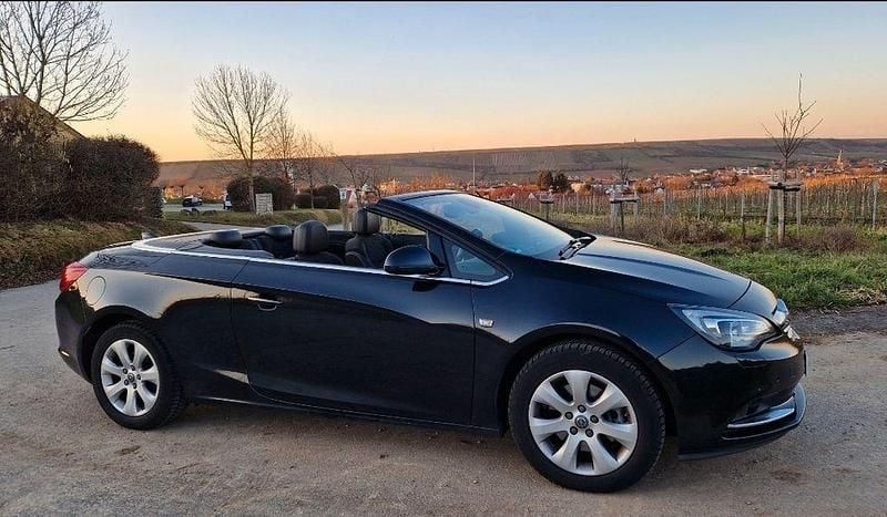 Schwarz Gebraucht 2016 Opel Cascada Innovation Cabrio | 13.999 € (Guter Preis) - Bild 1/4