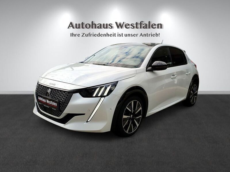Weiß Gebraucht 2021 Peugeot 208 GT Kleinwagen | 13.990 € (Superpreis) - Bild 1/4