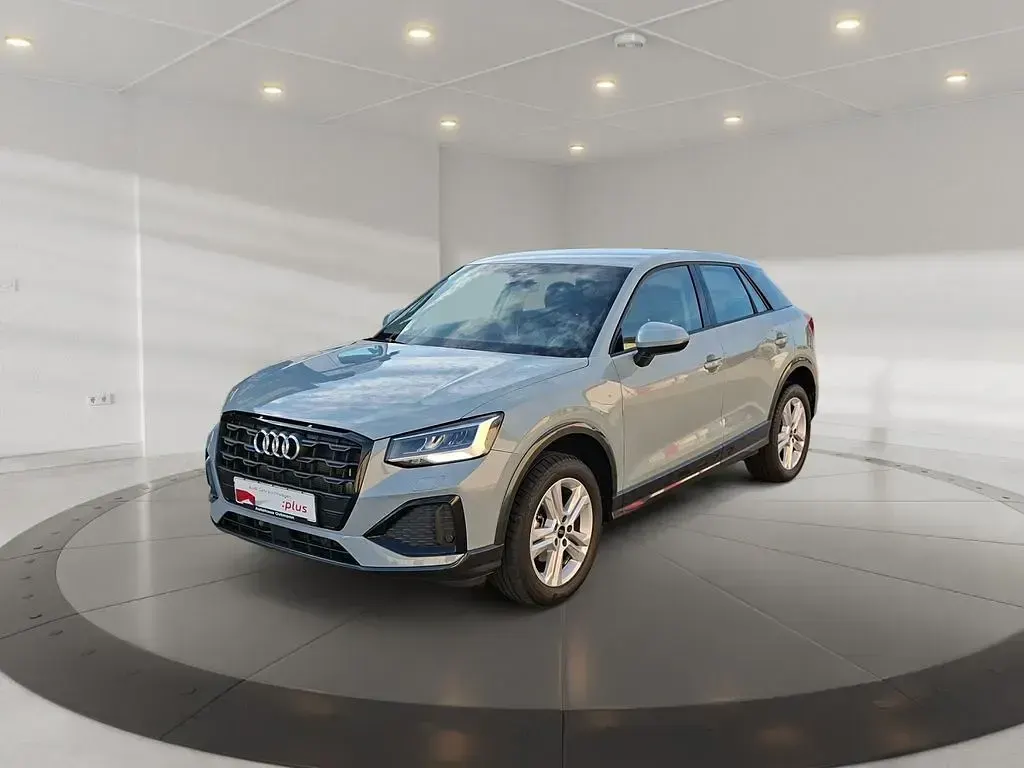 Gebraucht Audi Q2 150 PS (110 kW) 2023 Pfeilgrau perleffekt SUV