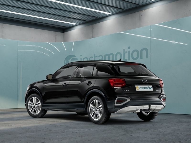 Gebraucht Audi Q2 Advanced Plus 150 PS (110 kW) 2024 Schwarz SUV