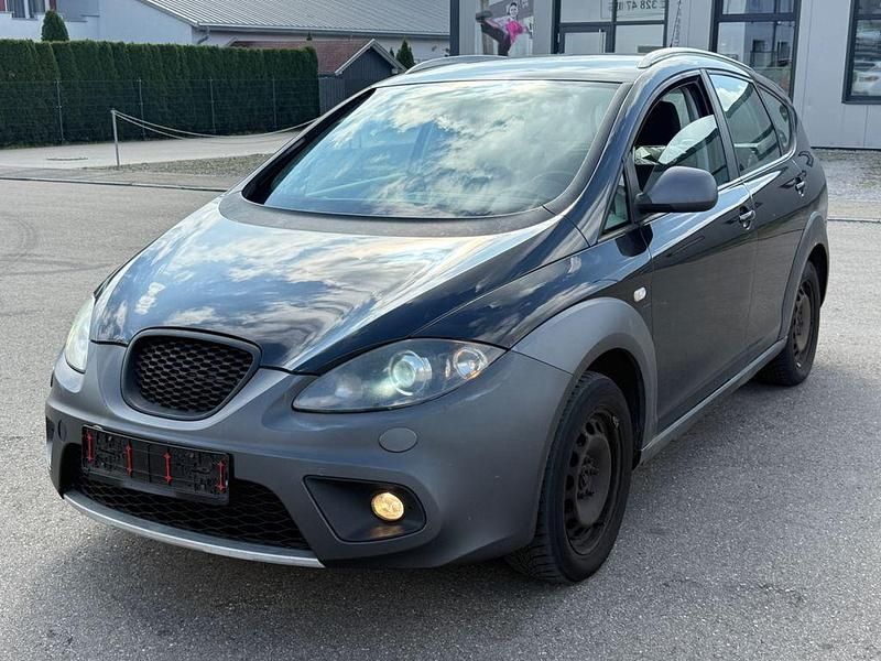 Schwarz Gebraucht 2007 Seat Altea XL Van / Kleinbus | 2.950 € (Fairer Preis) - Bild 1/4