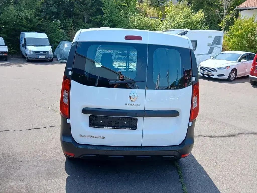 Gebraucht Renault Express 95 PS (69 kW) 2023 Weiß Van / Kleinbus