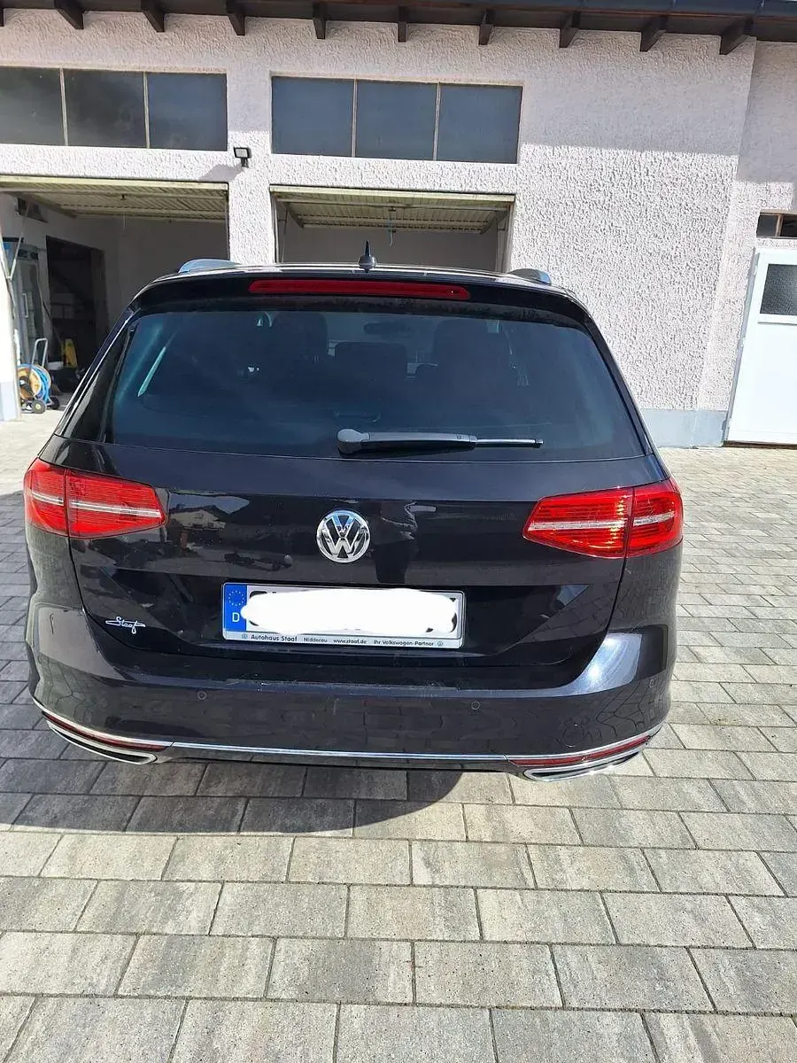 Gebraucht VW Passat 190 PS (139 kW) 2019 Schwarz Kombi