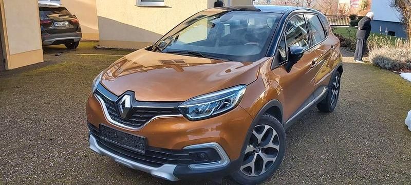 Gold Gebraucht 2019 Renault Captur Intens SUV | 14.500 € (Fairer Preis) - Bild 1/4