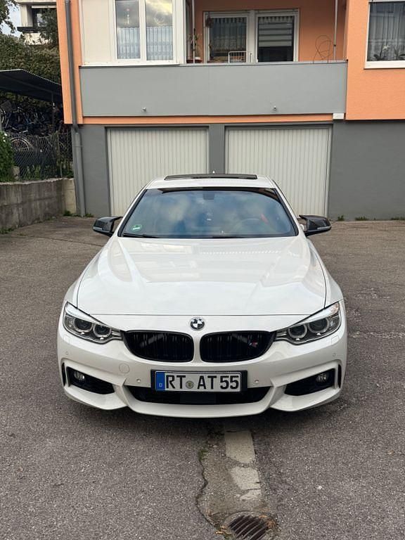 Weiß Gebraucht 2016 BMW 435 Sport Line Coupé | 21.800 € (Fairer Preis) - Bild 1/4