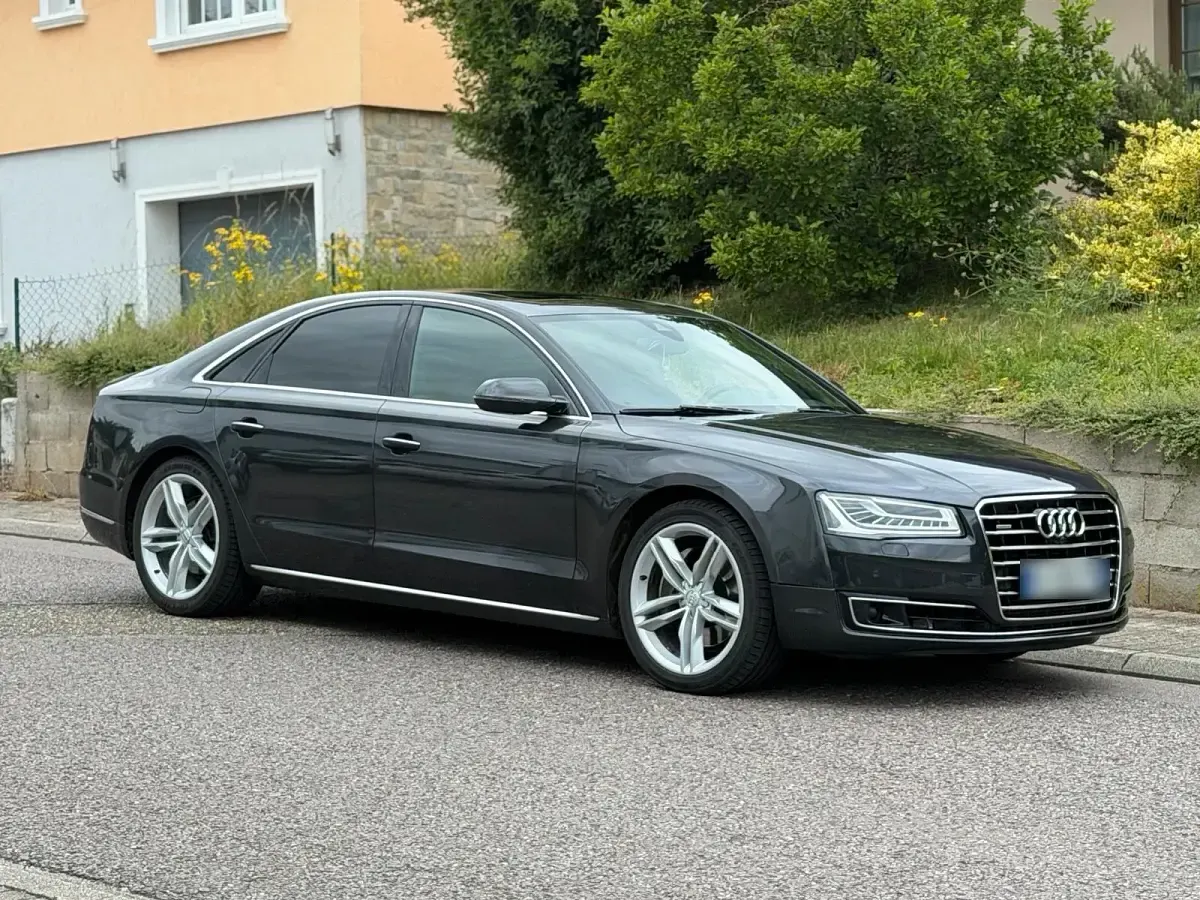Gebraucht Audi A8 258 PS (189 kW) 2015 Schwarz Limousine