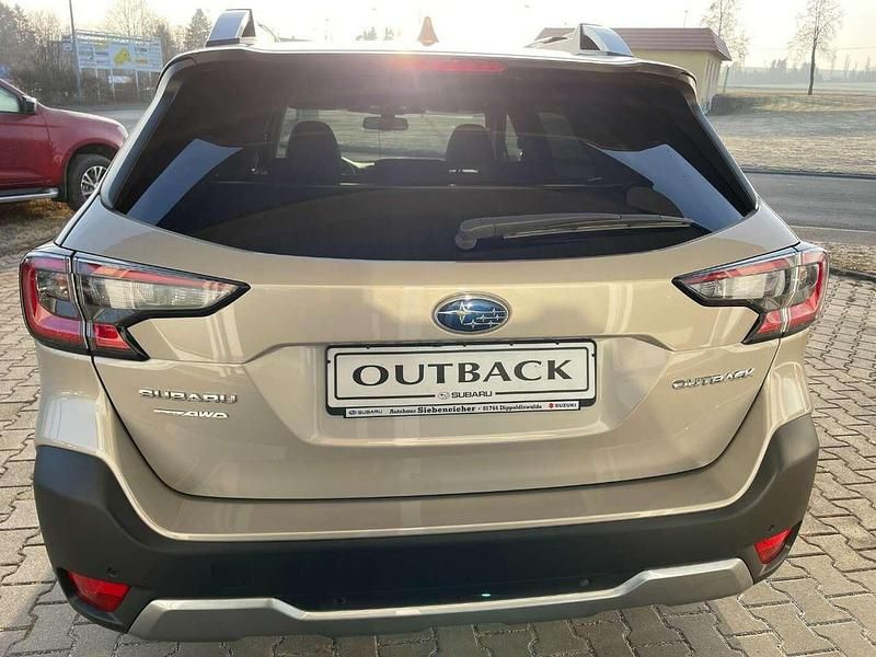 Neu Subaru Outback Platinum 169 PS (124 kW) 2026 Gold Limousine