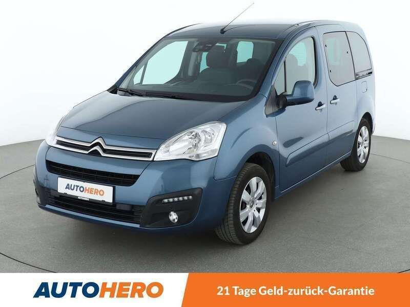 Bleu kyanos Gebraucht 2018 Citroën Berlingo PureTech Van / Kleinbus | 15.180 € (Fairer Preis) - Bild 1/3
