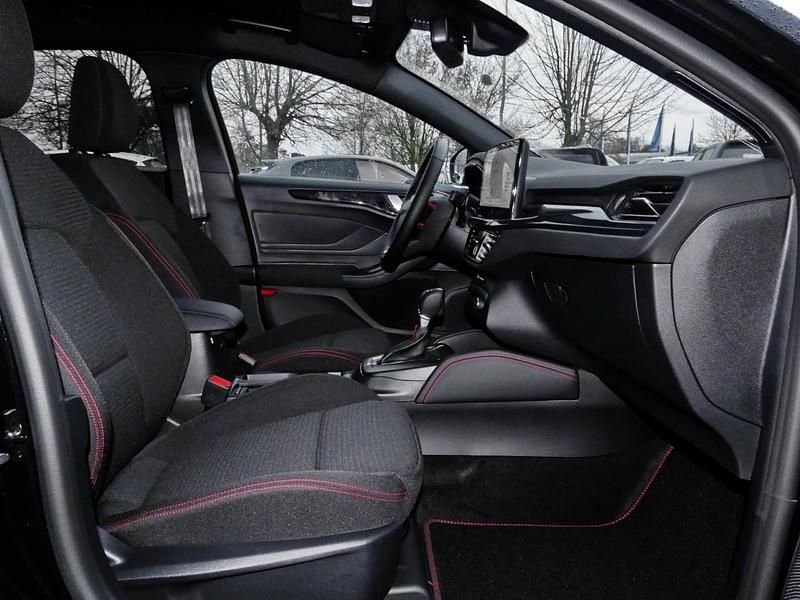 Gebraucht Ford Focus ST-Line X 155 PS (114 kW) 2025 Schwarz Kombi