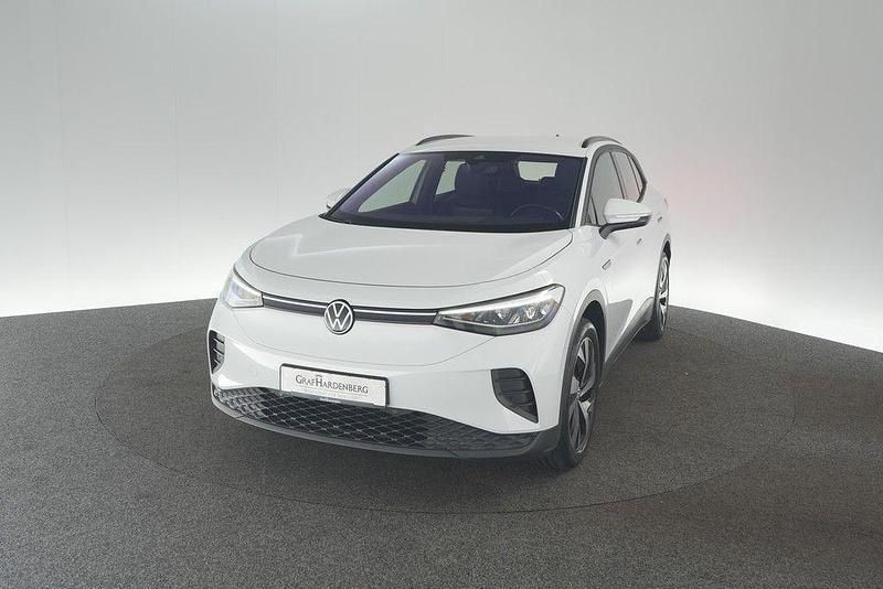 Weiß Gebraucht 2021 VW ID.4 Pro Performance SUV | 25.460 € (Guter Preis) - Bild 1/4