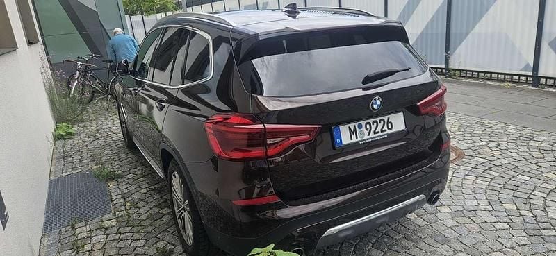 Braun Gebraucht 2019 BMW X3 Luxury Line SUV | 30.000 € (Superpreis) - Bild 1/4