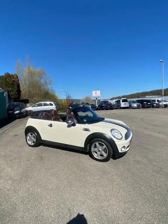Gebraucht Mini One Cabriolet 98 PS (72 kW) 2010 Weiß Cabrio