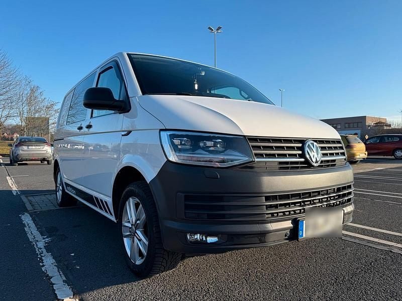 Weiß Gebraucht 2019 VW T6 Van | 23.990 € (Guter Preis) - Bild 1/4
