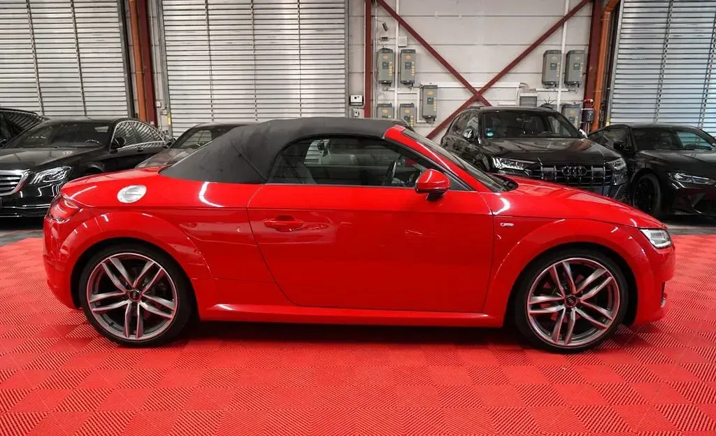 Gebraucht Audi TT Roadster S-Line 230 PS (169 kW) 2015 Rot Cabrio