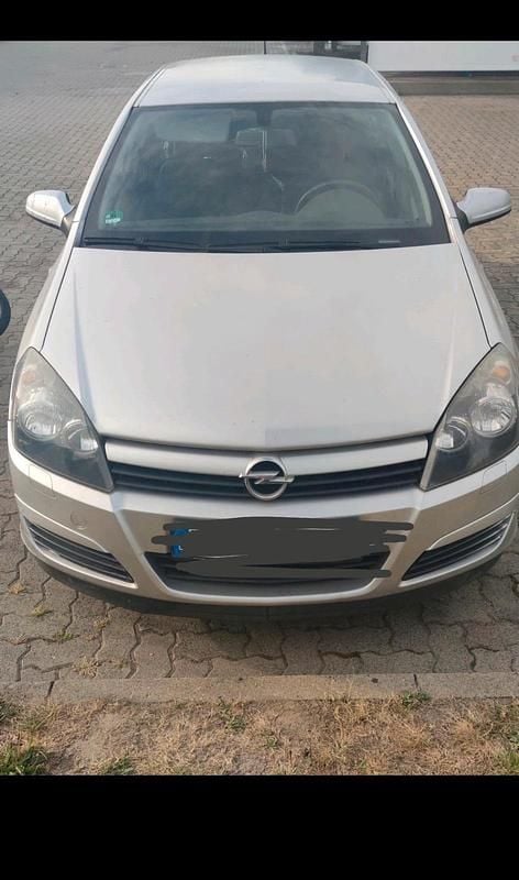 Gebraucht 2004 Opel Astra Kombi | 1.800 € (Guter Preis) - Bild 1/4