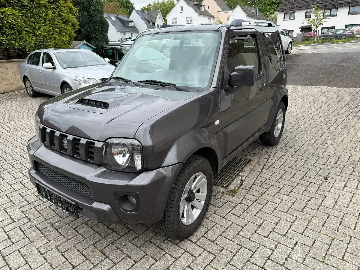 Occasion Suzuki Jimny Style 84 ch (61 kW) 2014 Gris SUV