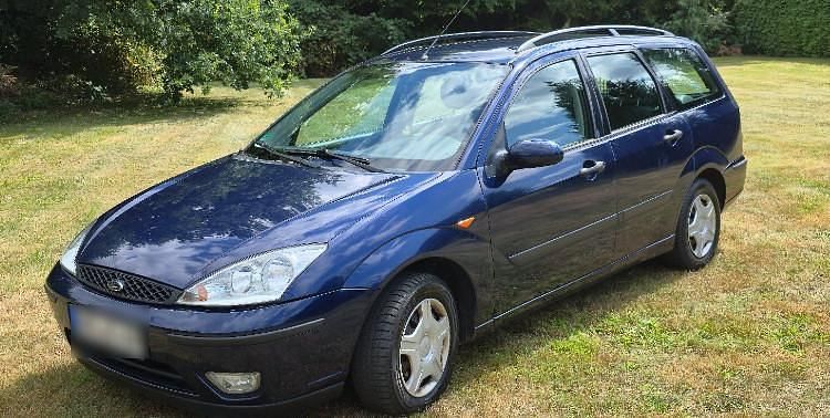 Blau Gebraucht 2003 Ford Focus Finesse Kombi | 1.400 € (Fairer Preis) - Bild 1/4
