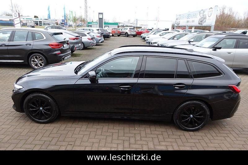 Gebraucht BMW 320 184 PS (135 kW) 2022 Schwarz Kombi