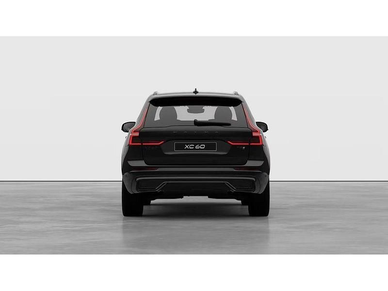 Neu Volvo XC60 Plus 455 PS (334 kW) 2025 Onyx black SUV