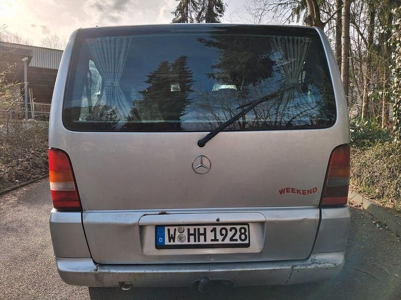 Gebraucht Mercedes Vito 122 PS (89 kW) 2003 Silber Van
