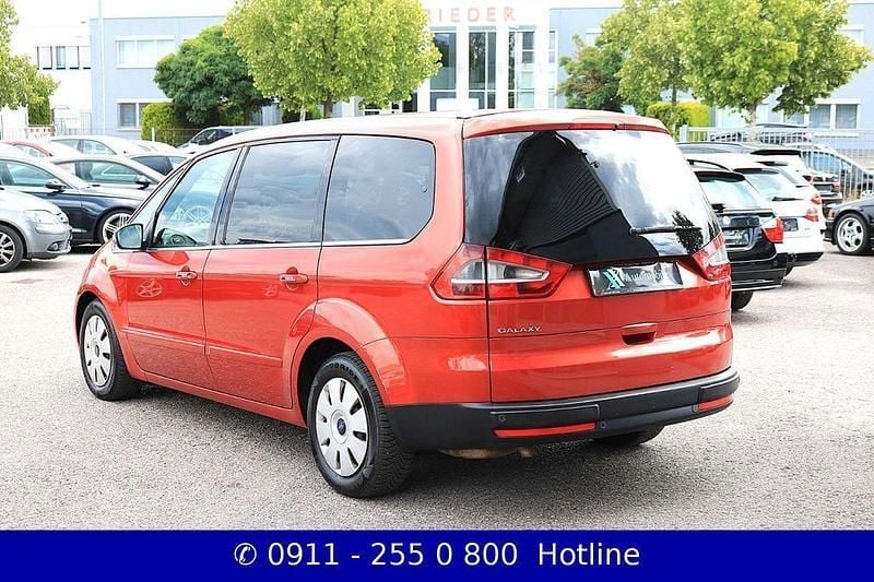 Gebraucht Ford Galaxy Titanium 140 PS (102 kW) 2008 Rot Van / Kleinbus
