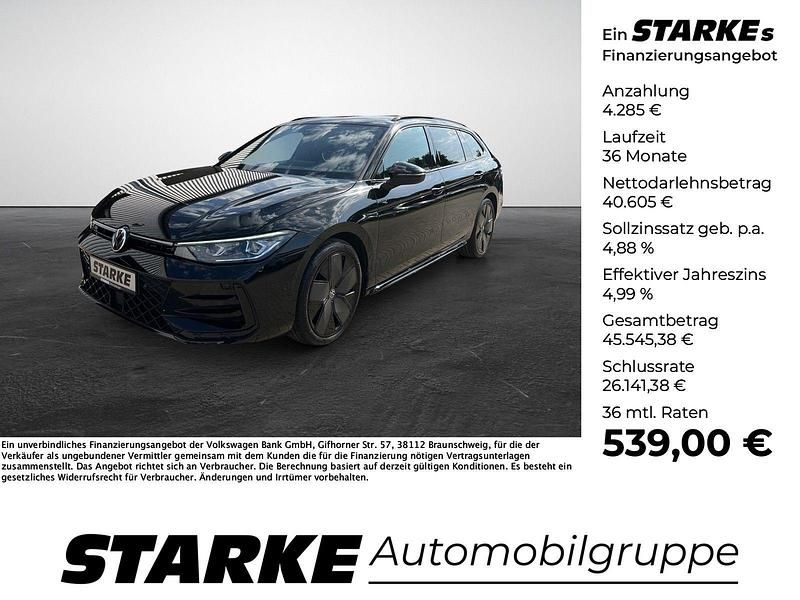 Oryxweiß perlmutteffekt Gebraucht 2024 VW Passat R-line Kombi | 41.590 € (Fairer Preis) - Bild 1/4