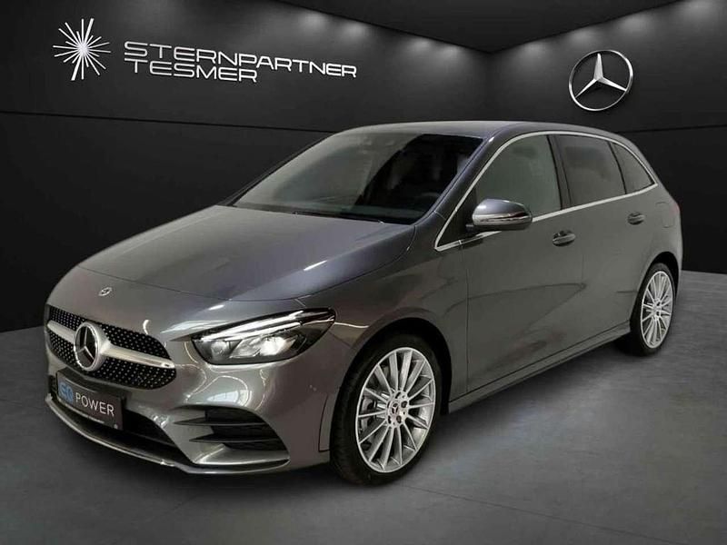 Mountaingrau Gebraucht 2022 Mercedes B250e AMG Van / Kleinbus | 27.990 € (Teuer) - Bild 1/3