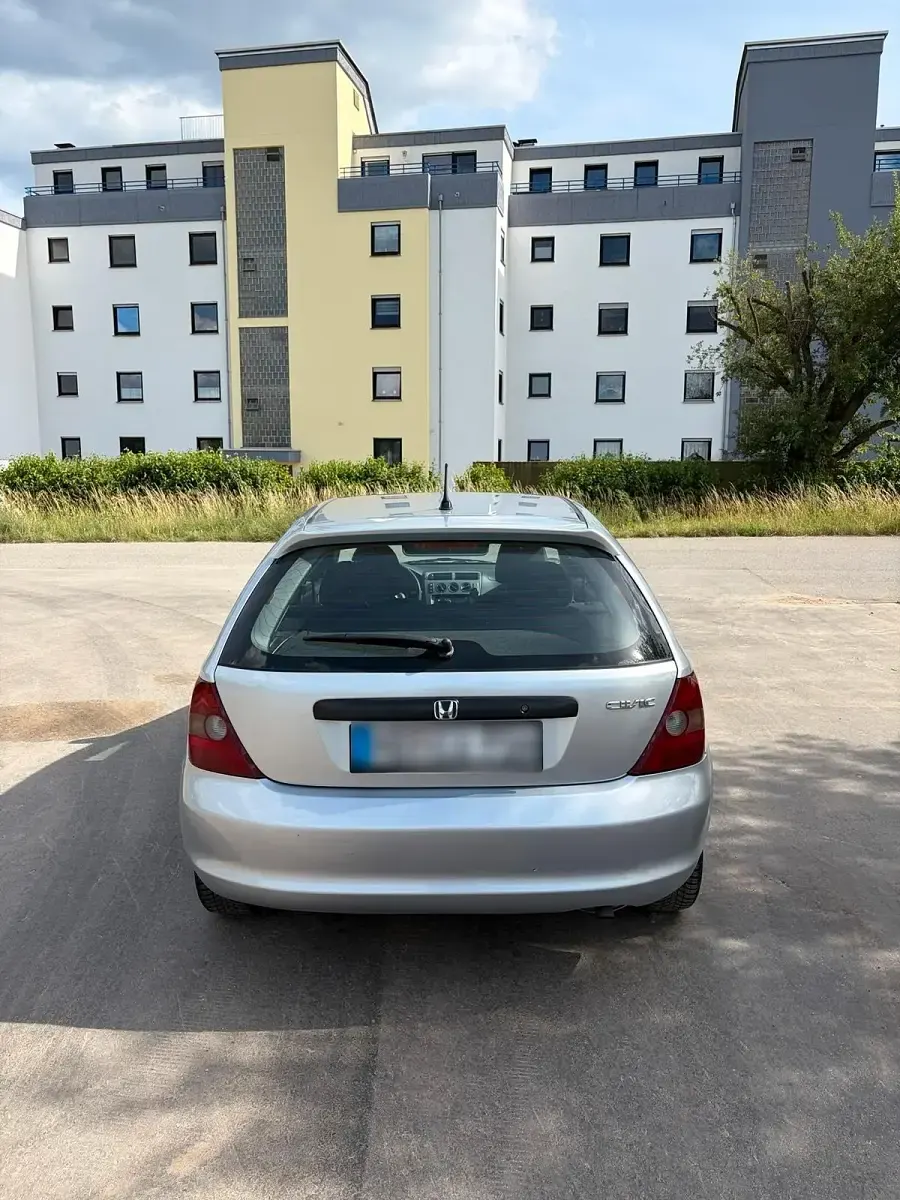 Gebraucht Honda Civic 90 PS (66 kW) 2003 Silber Kleinwagen