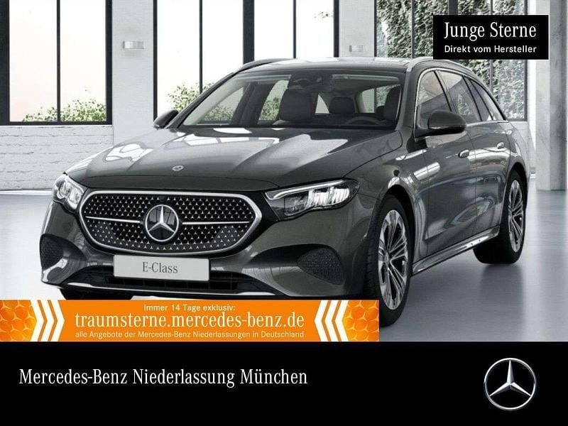 Grau Gebraucht 2024 Mercedes E220 Advanced Limousine | 48.990 € (Superpreis) - Bild 1/3