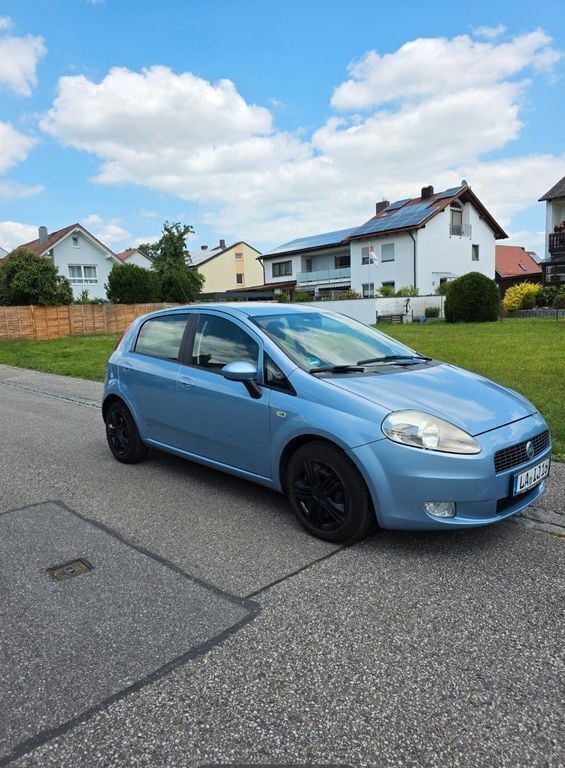 Blau Gebraucht 2006 Fiat Grande Punto Dynamic Kleinwagen | 2.600 € (Etwas zu teuer) - Bild 1/4