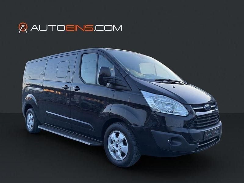 Gebraucht Ford Tourneo Titanium 131 PS (96 kW) 2017 Schwarz Van / Kleinbus