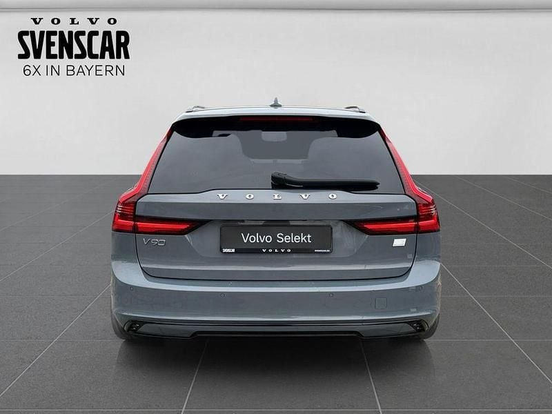 Gebraucht Volvo V90 Plus 398 PS (292 kW) 2022 Grau Kombi