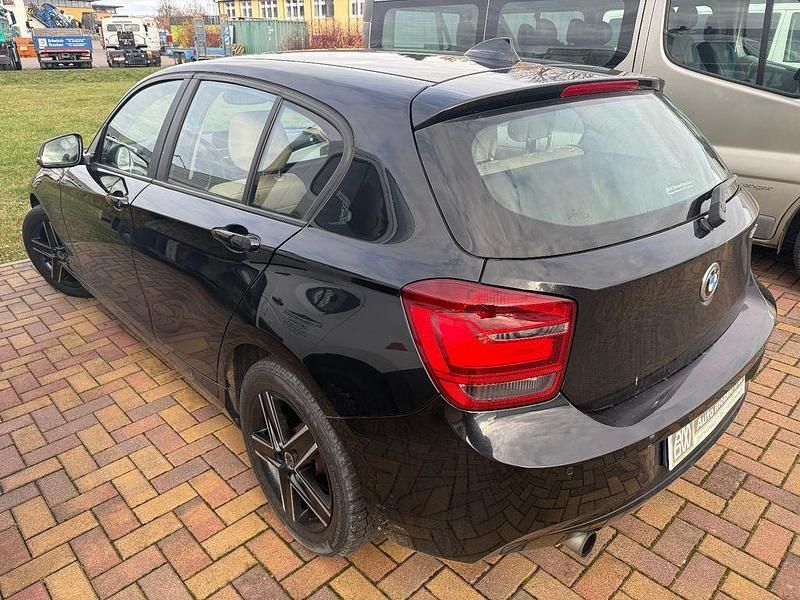 Gebraucht BMW 118 170 PS (125 kW) 2014 Schwarz Kleinwagen