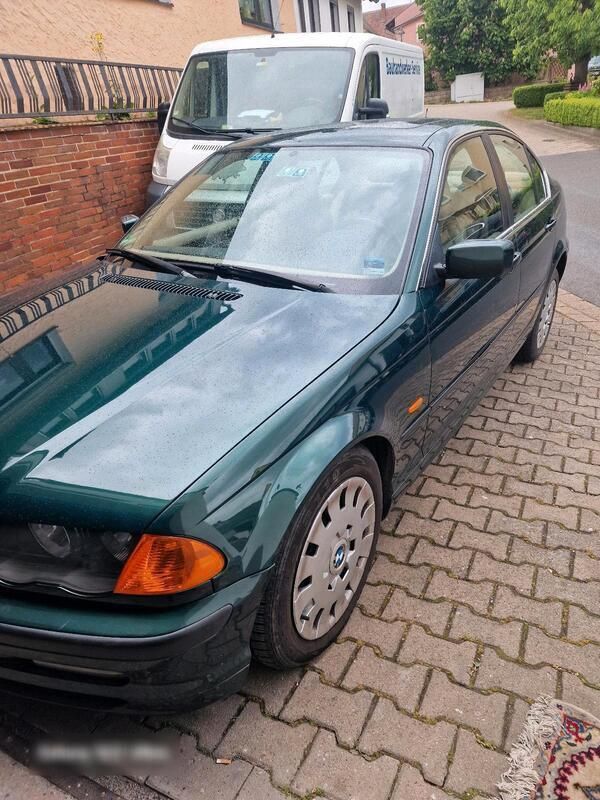 Grün Gebraucht 1998 BMW 328 Limousine | 4.600 € (Guter Preis) - Bild 1/4