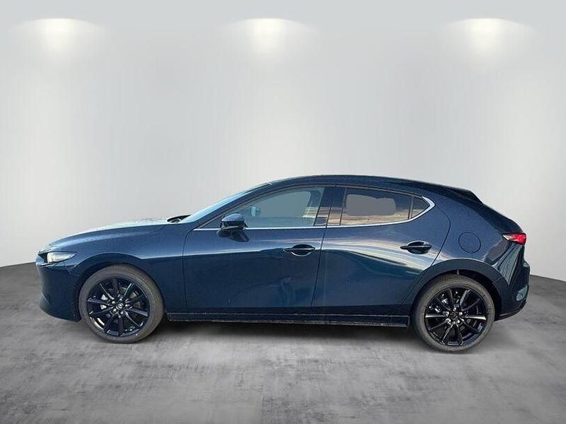 Neu Mazda 3 186 PS (136 kW) 2025 Blau Limousine