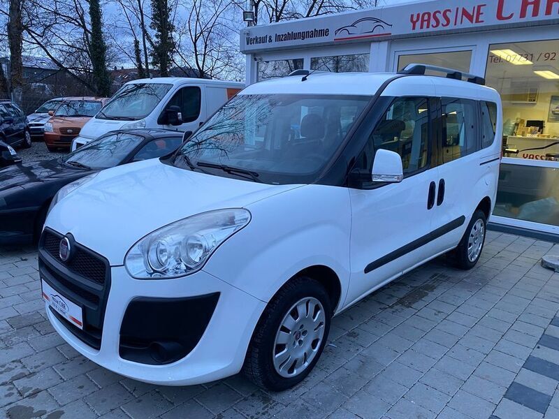 Weiß Gebraucht 2010 Fiat Doblò Dynamic Van / Kleinbus | 6.900 € (Teuer) - Bild 1/4