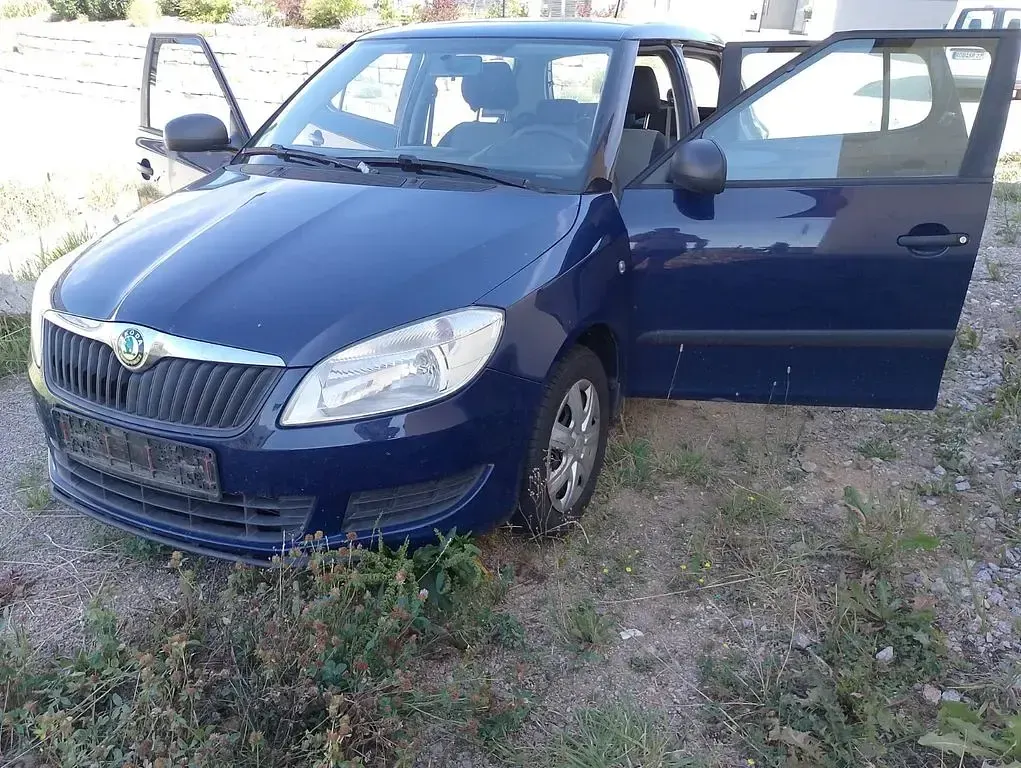 Gebraucht Skoda Fabia Cool Edition 60 PS (44 kW) 2012 Blau Limousine