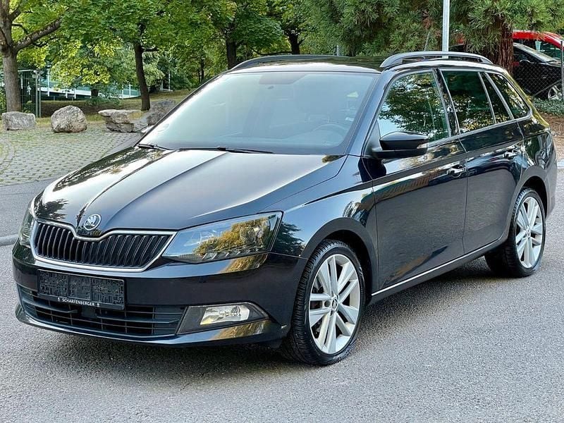 Schwarz Gebraucht 2015 Skoda Fabia Style Kombi | 5.490 € (Guter Preis) - Bild 1/4